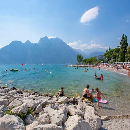 Fabrizia - Happy * Riva del Garda